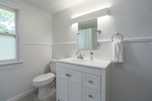 1315 Cork Street Ct, Kalamazoo MI  49001-4651 exterior