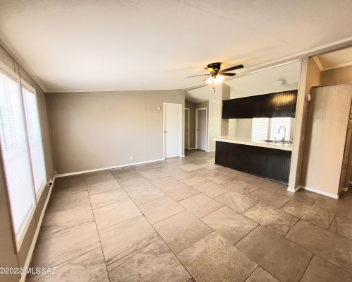 781 Lightstar Cir, Tucson AZ 85756-7250 exterior