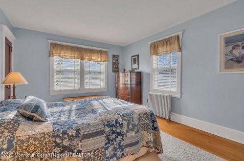 518 7 Ave, Belmar NJ 07719-2212 exterior