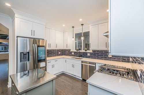 2905 77th Ave, Chicago IL  60707-1108 exterior