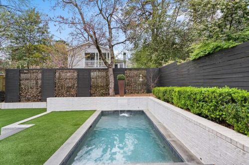 2652 Forrest Way, Atlanta GA  30305-3770 exterior