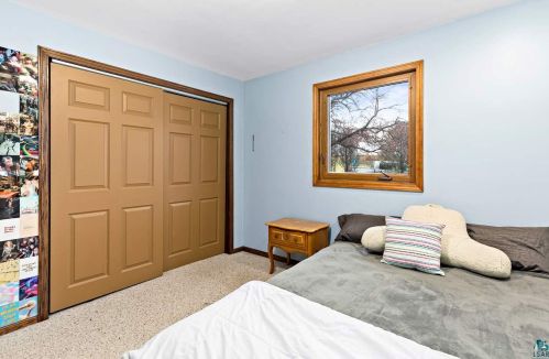 2701 13 St, Duluth MN 55806-1114 exterior