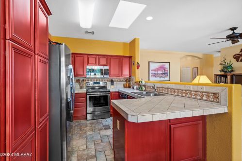 7451 Maritime Dr, Tucson AZ 85756-9151 exterior