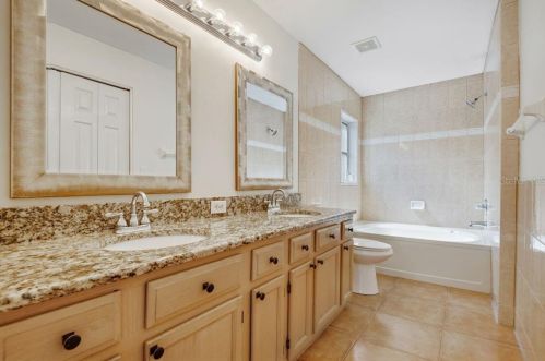 17709 Emerald Green Pl, Tampa FL 33647-2547 exterior