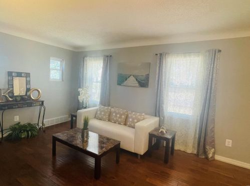 1181 Partridge Ave, Saint Louis, MO 63130-2449