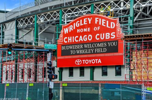 725 Waveland Ave, Chicago IL  60613-4113 exterior