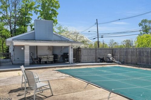 130 Old York Rd, Bridgewater NJ 08807-2686 exterior