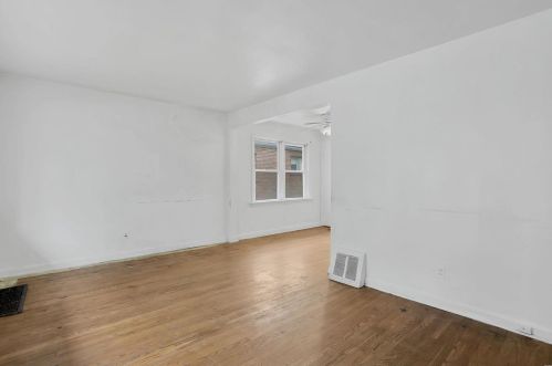 1132 Ursula Ave, Saint Louis, MO 63130-2438