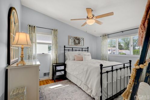 31 Karl Dr, Old Bridge NJ 08857-2525 exterior