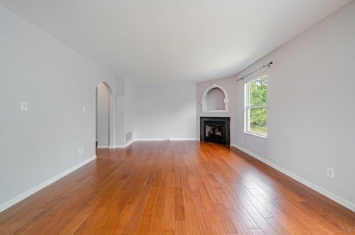 123 Mnr Vw Dr, Manor PA 15665-9734 exterior