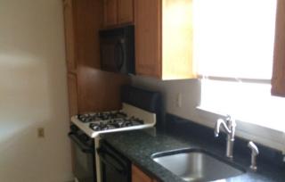 45 Conforti Ave, Town Center NJ  07052-2829 exterior