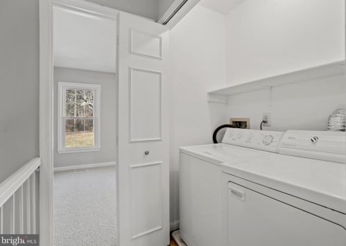 7449 Duddington Dr, Alexandria VA 22315-3849 exterior