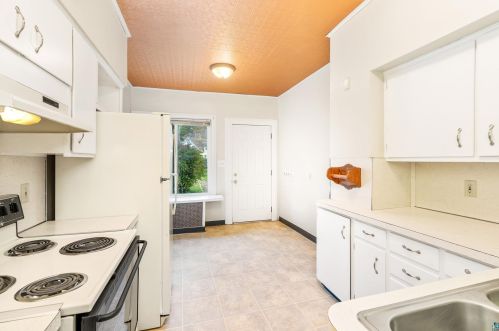 1205 7 Ave, Duluth MN 55805-2051 exterior