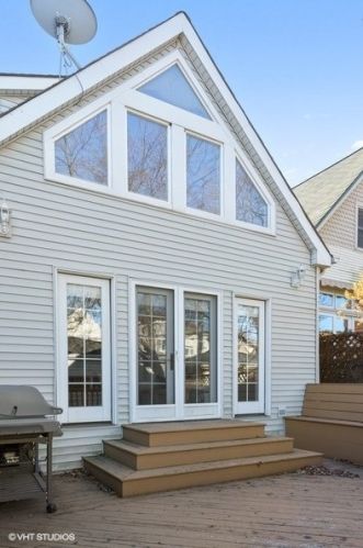 1828 Barry Ave, Chicago IL 60657-2042 exterior