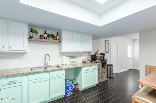 5110 40 Dr, Phoenix AZ 85041-6037 exterior