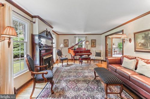 460 Cricket Ln, Media PA 19063-5433 exterior