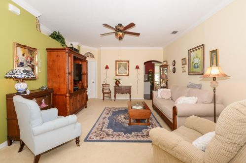 1027 Tuscany Dr, Fort Pierce FL  34986-2188 exterior