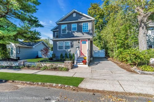 33 Avenue C, Atlantic Highlands NJ  07716-1069 exterior