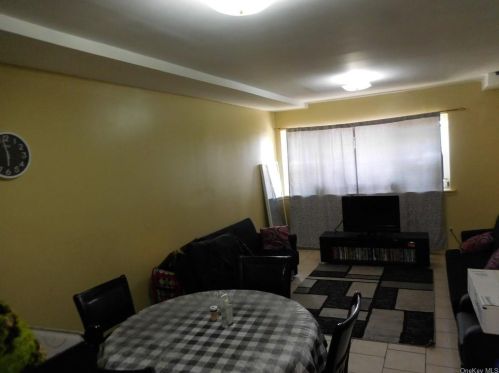 1551 Bruckner Blvd, Bronx NY 10472-6408 exterior