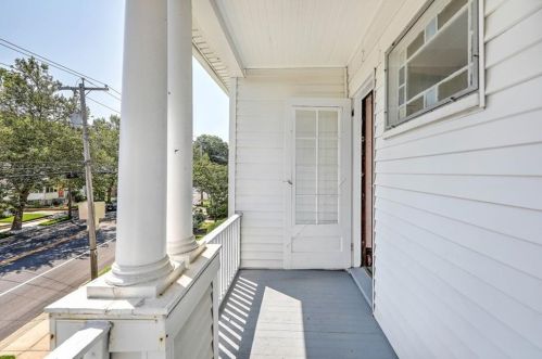 350 Mount Pleasant Ave, Providence RI 02908-5153 exterior