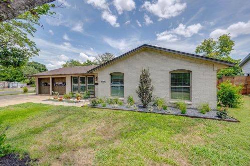 5405 Fairmont Cir, Austin TX 78745-2757 exterior