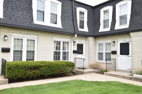 4119 Cherrywood Ln, Milwaukee WI 53209-1004 exterior