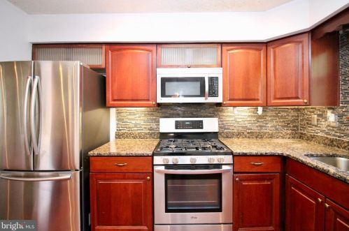 62 Dakota Trl, Browns Mills NJ 08015-5225 exterior