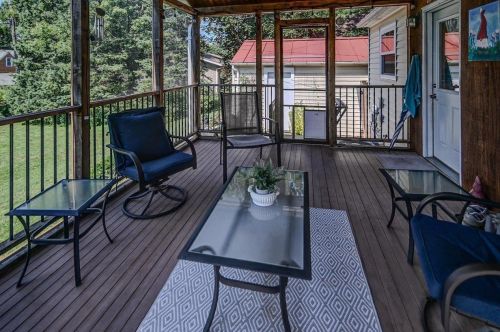 4103 Maher Ave, Madison WI  53716-1637 exterior