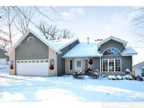 2550 Hamlet Ave, Saint Paul, MN 55128-4606