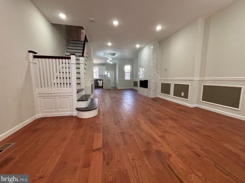 5810 Camac St, Philadelphia PA 19141-4123 exterior