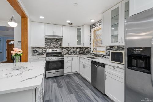 6209 Kostner Ave, Chicago IL 60652-3541 exterior