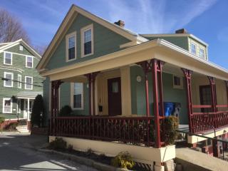 21 Springwood St, Providence RI  02905-3635 exterior