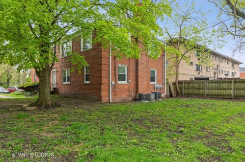 10602 Walden Pkwy, Chicago IL 60643-2609 exterior