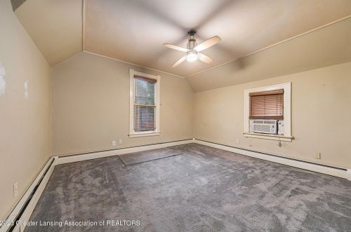 831 Cedar St, Kalamazoo MI 49007-5005 exterior