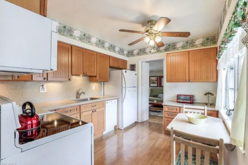 3760 12 St, Naples FL 34120-6418 exterior