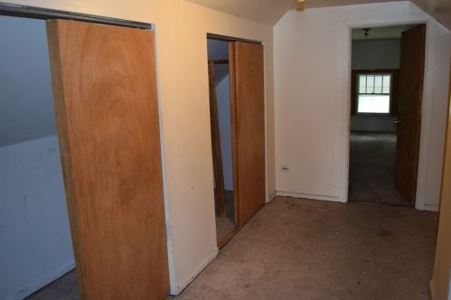 1039 Long Ave, Chicago IL 60638-1816 exterior