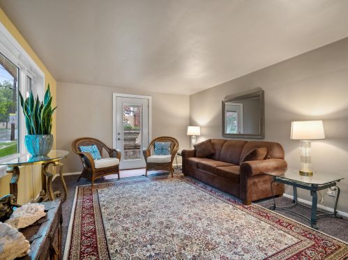 1019 Pne St, Manitowoc WI 54220-2837 exterior