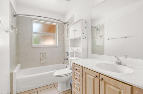 3520 20 Ave, Naples FL 34117-9197 exterior