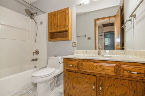 1113 Leawood Dr, Joliet IL 60431-9010 exterior