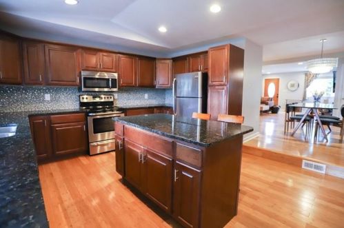 818 Mccandless Ave, Pittsburgh PA 15201-2451 exterior