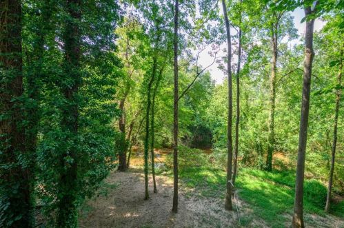 1150 Churchill Downs Rd, Atlanta GA 30319-1024 exterior