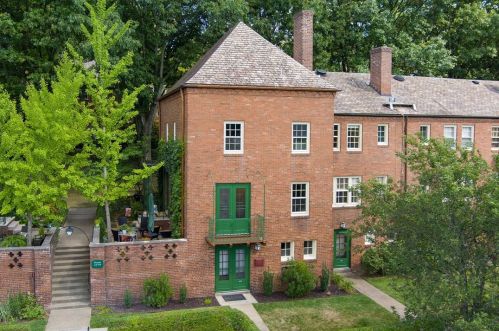 425 Olympia Rd, Pittsburgh PA 15211-1312 exterior