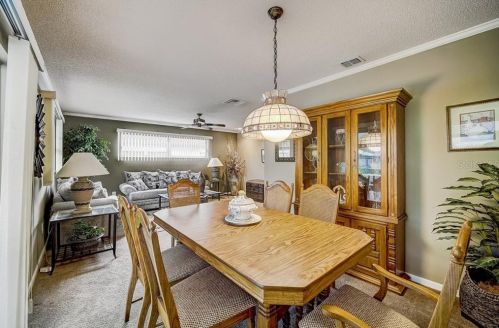 525 Spg Oaks Blvd, Altamonte Springs FL 32714-2314 exterior