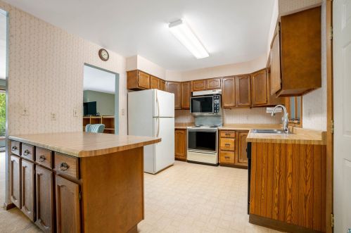 5154 Eagle Lk Rd, Duluth MN 55803-1114 exterior