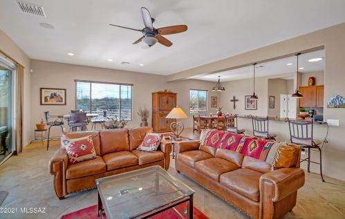 5750 Atascosa Peak Dr, Green Valley AZ 85622-8127 exterior