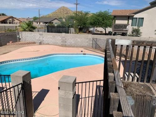 3413 Calle De Ln Bajada, Tucson AZ 85746-8341 exterior