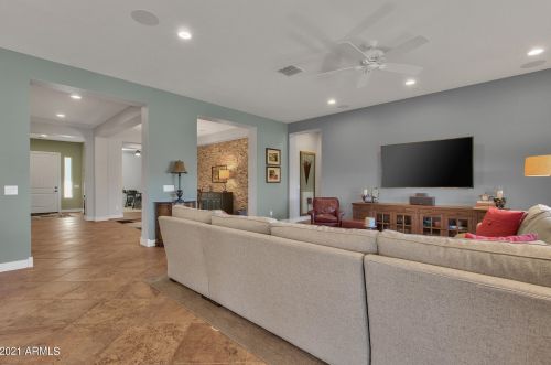 30909 27th Ave, Phoenix AZ 85086-8747 exterior