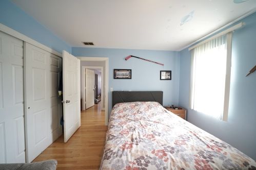 8234 Addison St, Chicago IL 60613-4344 exterior