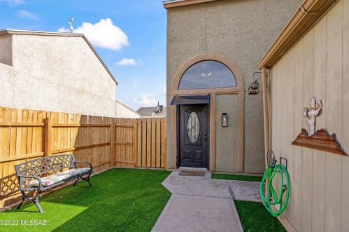 2943 Katapa Trl, Tucson, AZ 85742-4807
