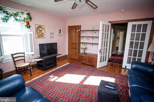 217 Harvey St, Philadelphia PA 19144-3818 exterior